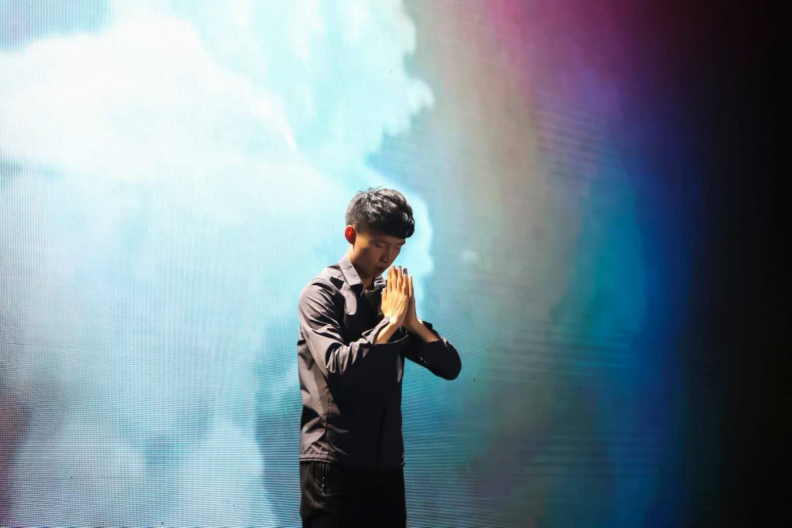 節目表演《機器人娶妻》