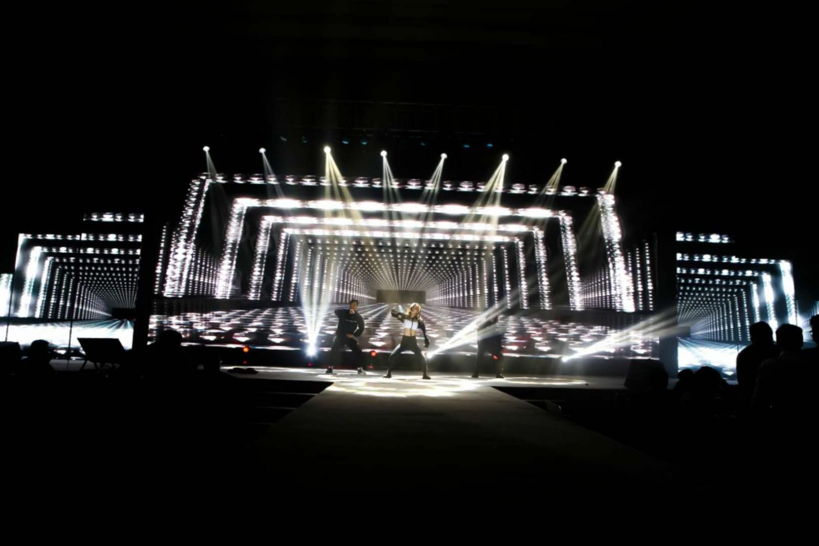 銷售事業部 《一分一秒》