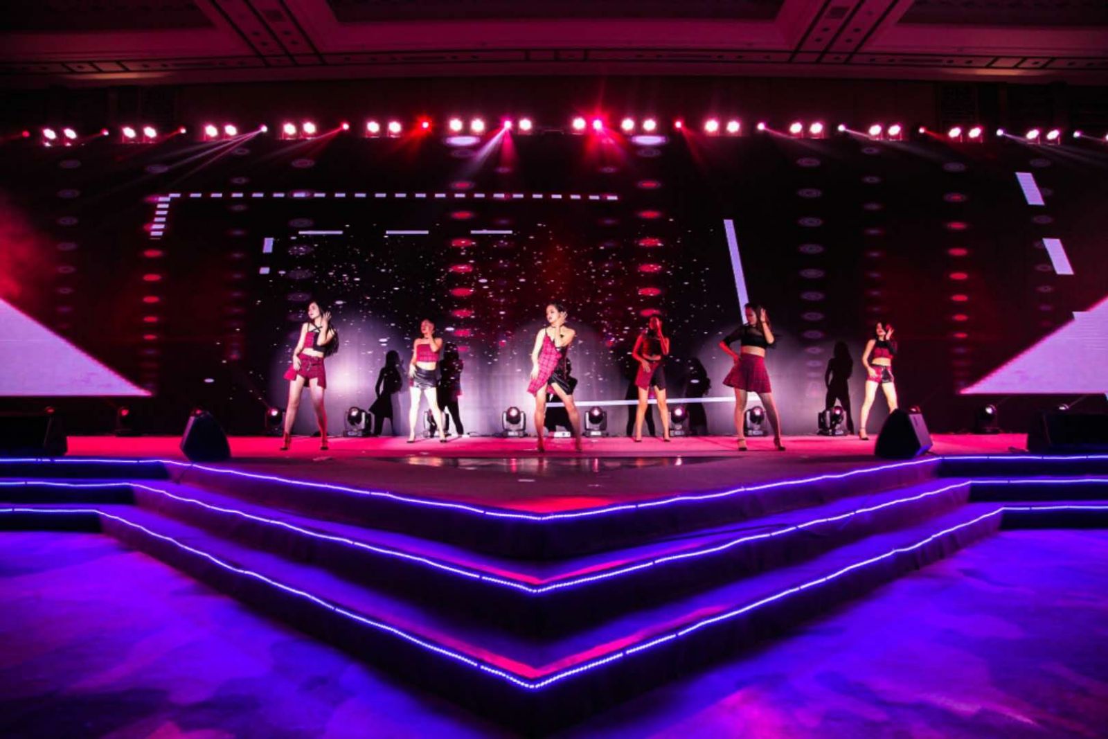 年會舞蹈表演節目《Number 9》