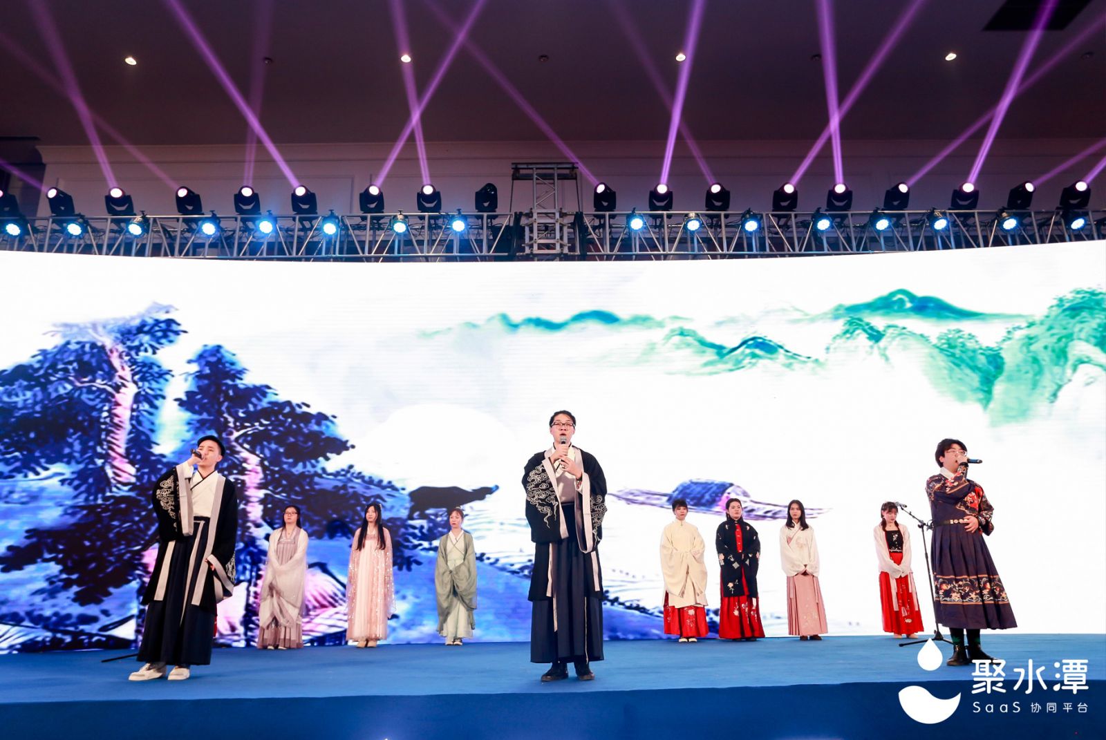 古風公司年會合唱表演